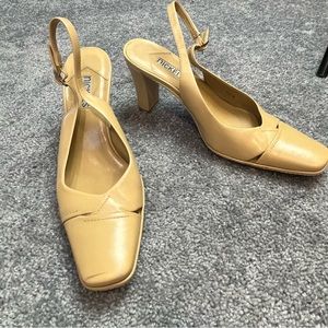 Vintage Nickels Tan Sling Backs
